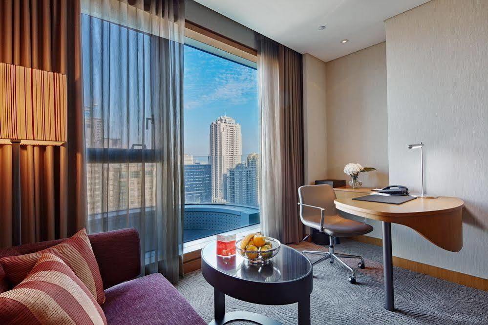 Millennium Hotel Taichung Exterior photo A room at the hotel